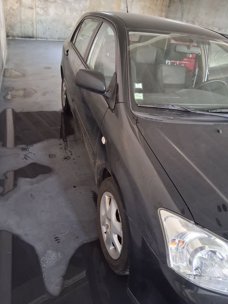 Vendo Toyota Corolla