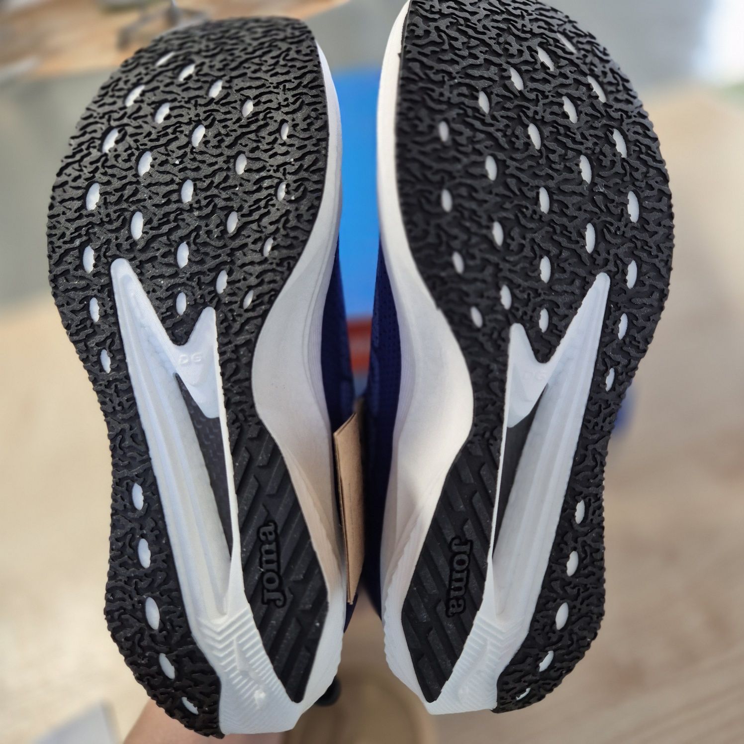 Buty biegowe Joma R.5000 karbon