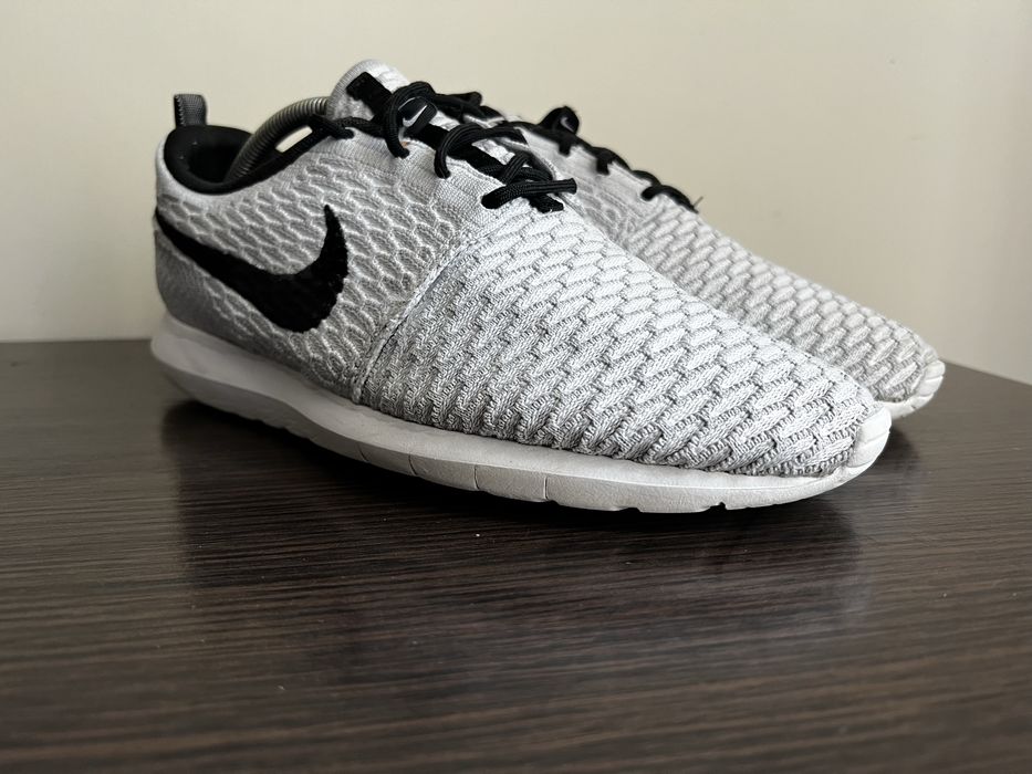 Кросівки Nike Roshe Nm Flyknit Wolf Grey 677243-101 Роз. 43 на 27.5 см