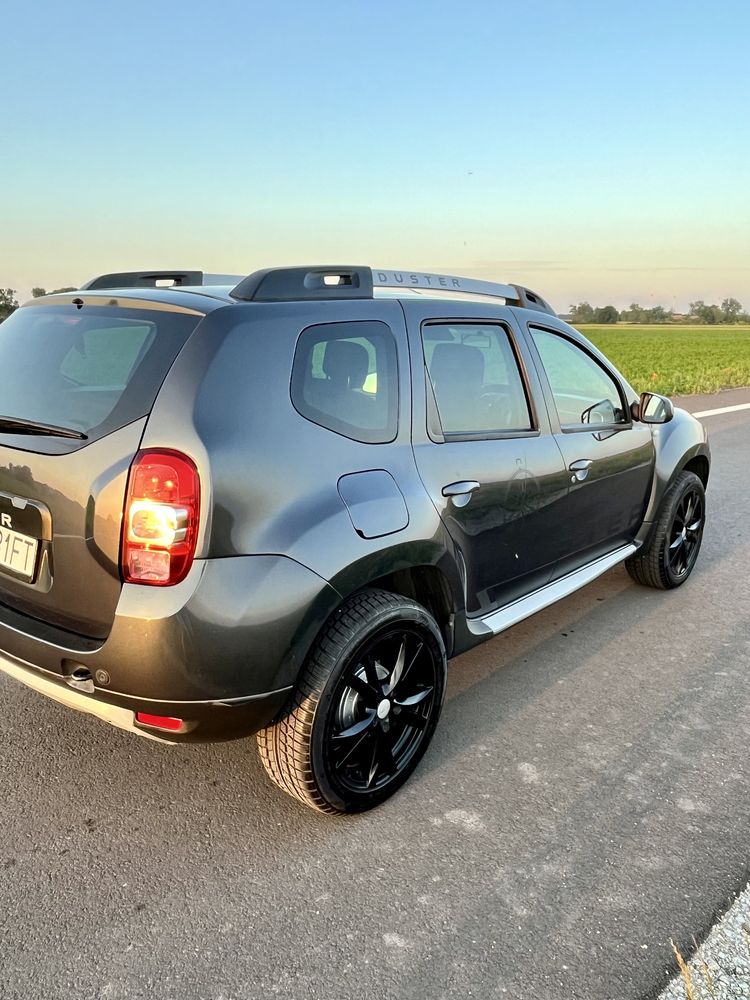 Dacia Duster 2015