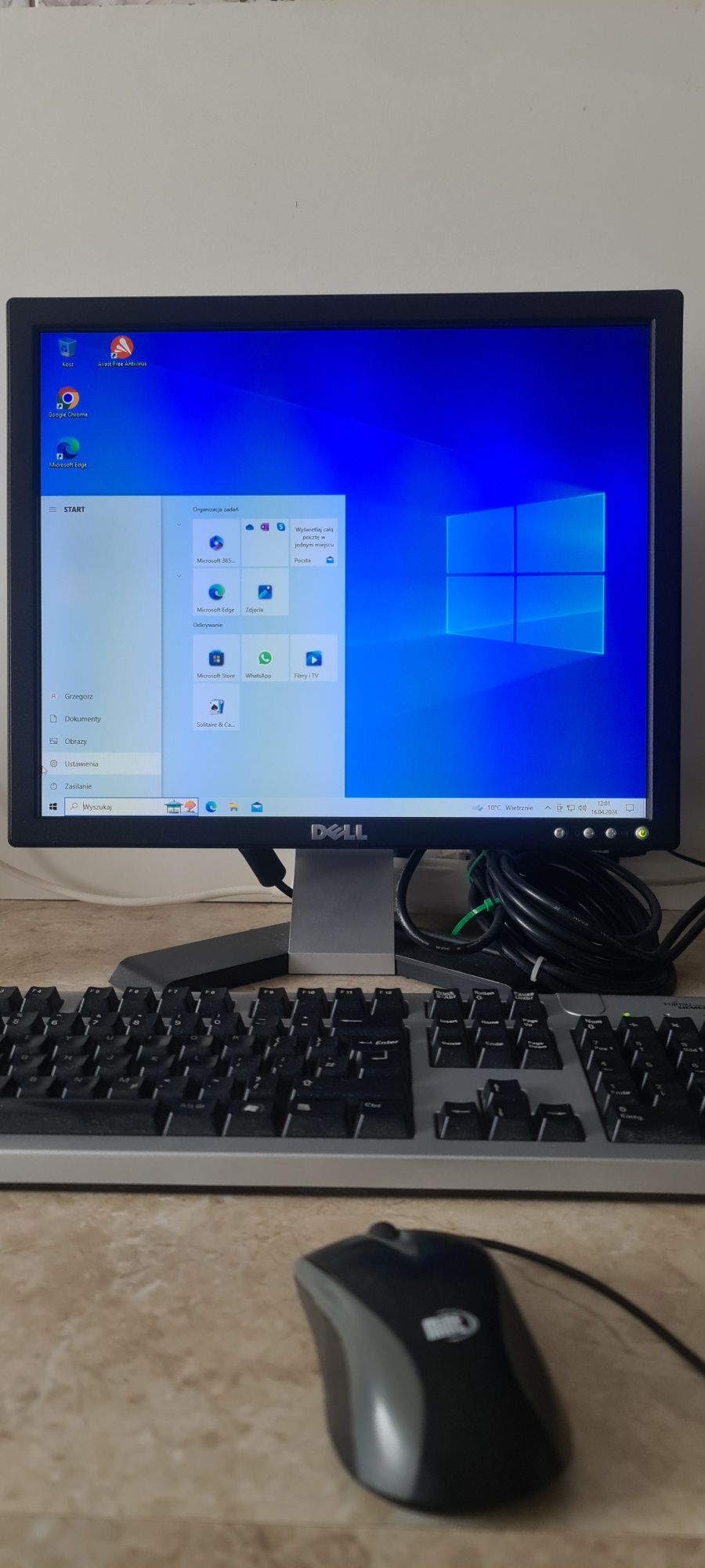 Komputer Dell Optiplex 790 z monitorem Dell E178FPv 17"