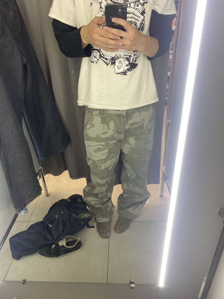 Camo pants wragler