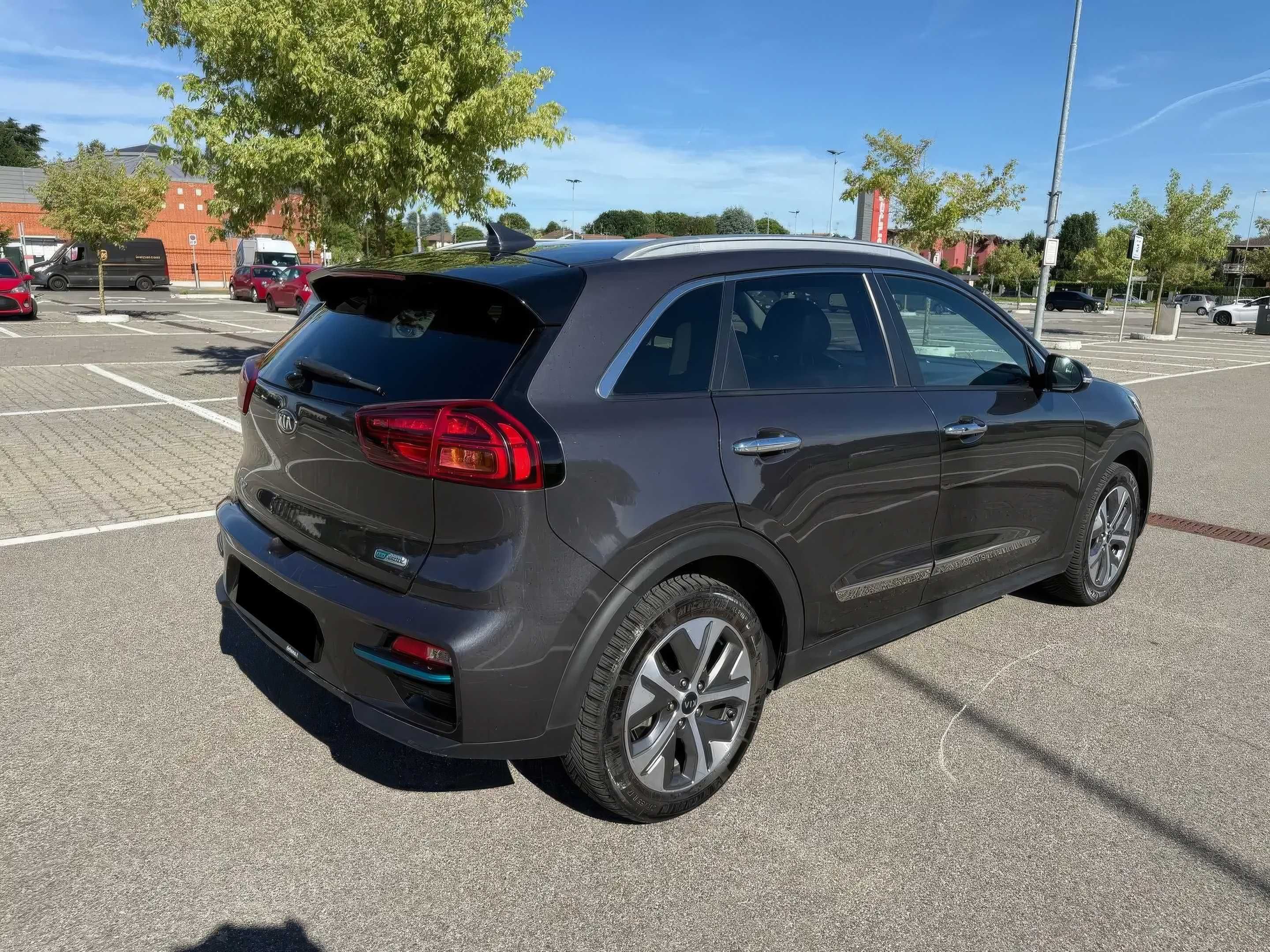 2021   Kia   e-Niro