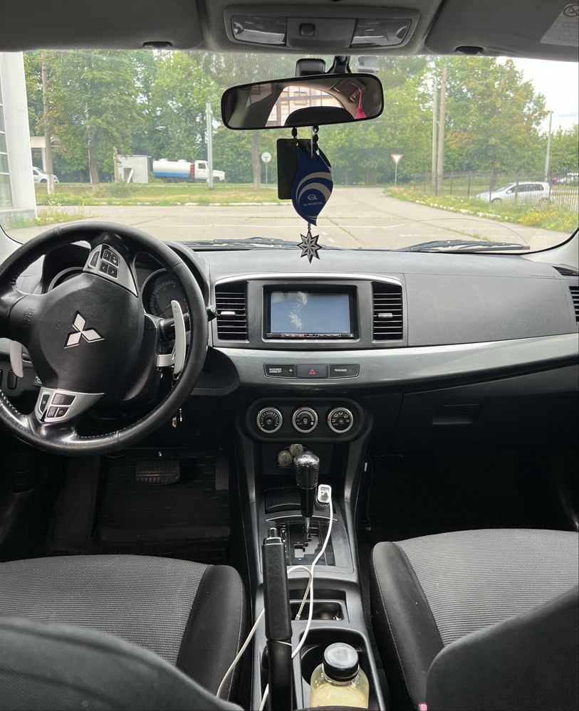 Mitsubishi lancer x 2.0 газбенз