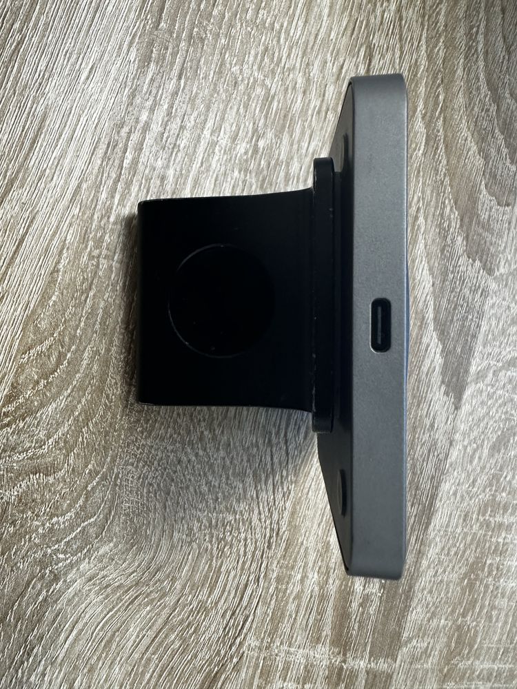 Ładowarka indukcyjna USB-C