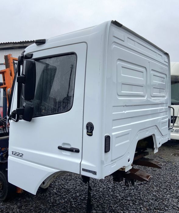 Кабіна Mercedes Atego