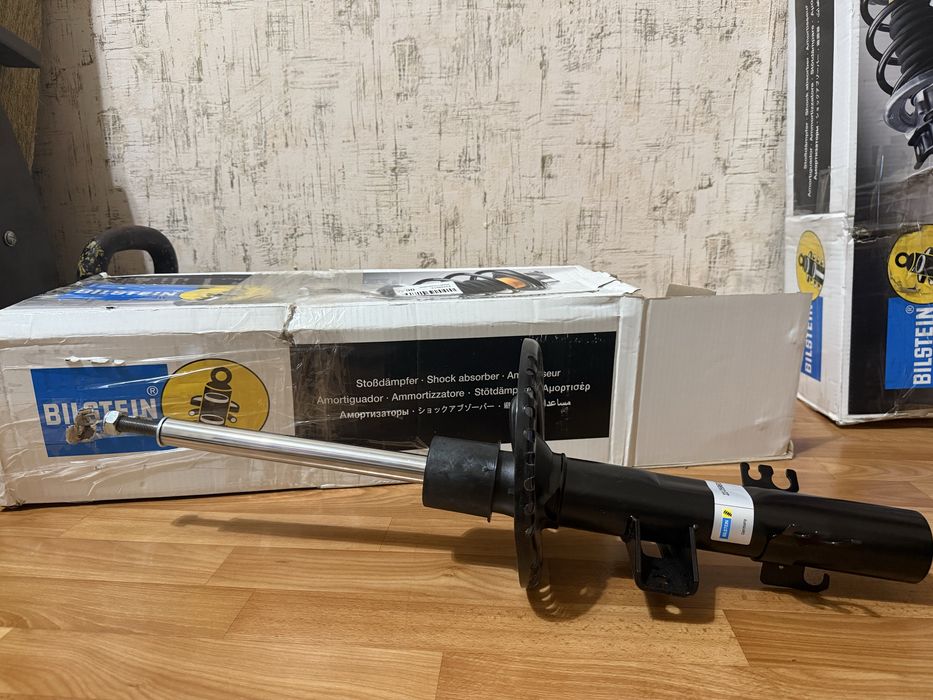 Амортизатори передні VW Transporter