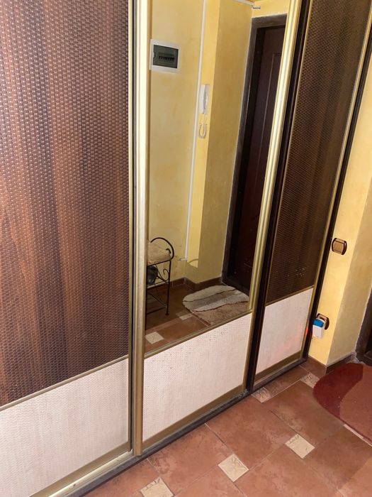 Шафа-купе, прихожа, передпокій