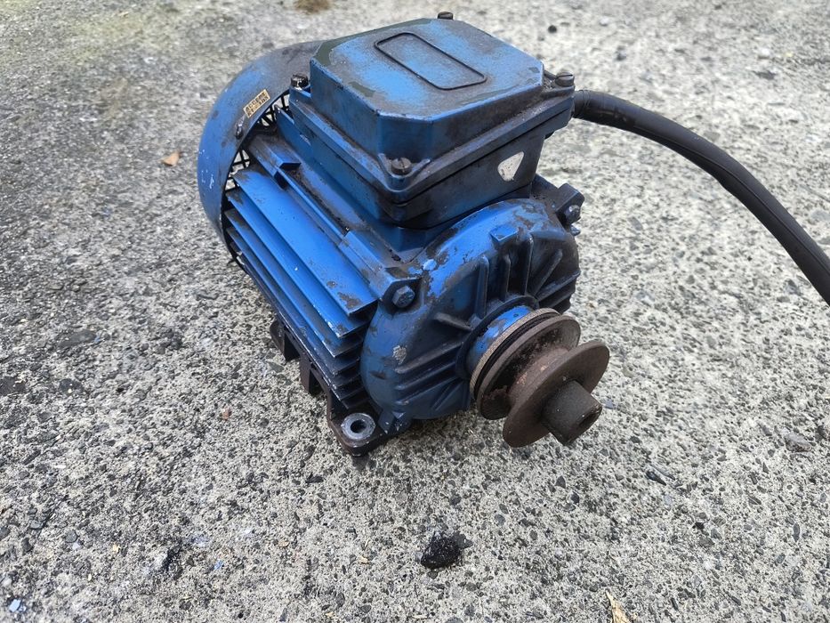 Silnik elektryczny indukta SSh 90S-4 1,1kW sprawny