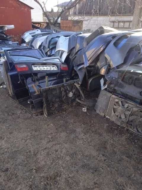 Zderzaki Mercedes Bmw Opel Golf Audi Scenic Laguna Mazda Citroen Lupo