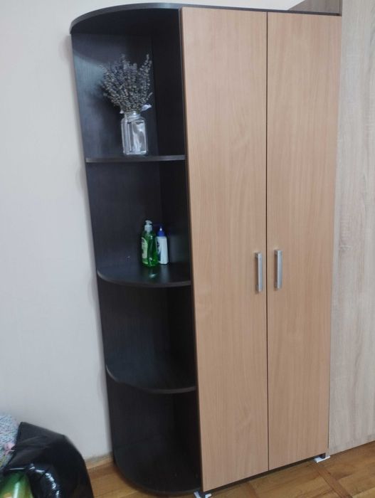 Меблі в офіс стіл шафа тумбочка