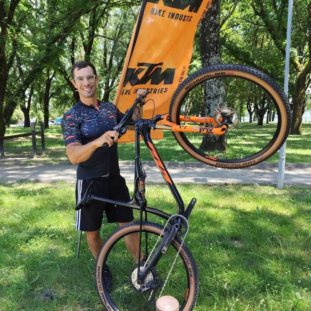 Bicicleta KTM Scarpe Master 2024