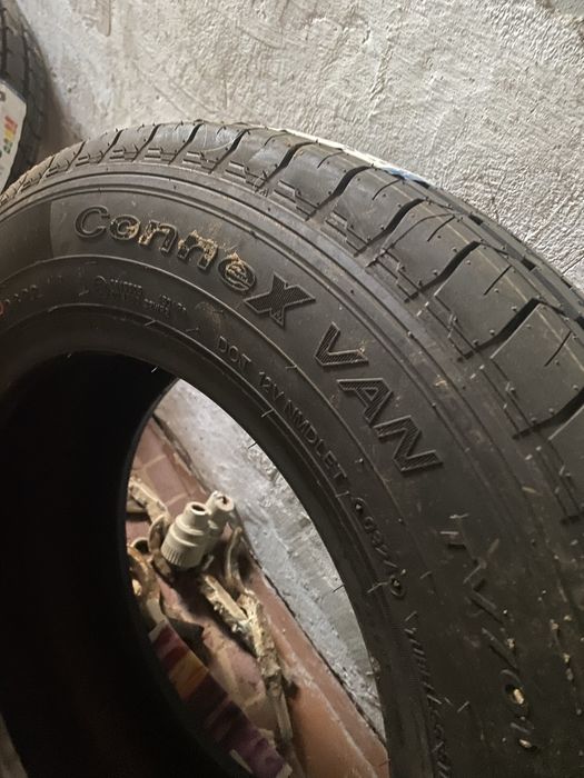 Резина 195/70R15C  (літня) нова