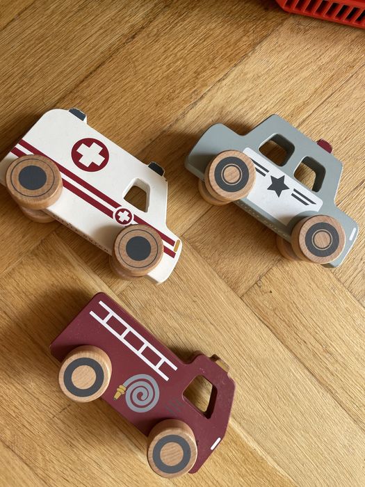 Little Dutch samochody auta drewniane pojazdy ratunkowe