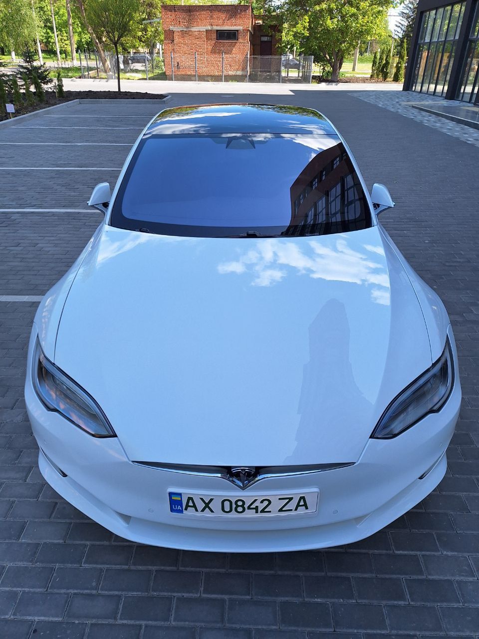 Tesla model "S" - 535 ЛС