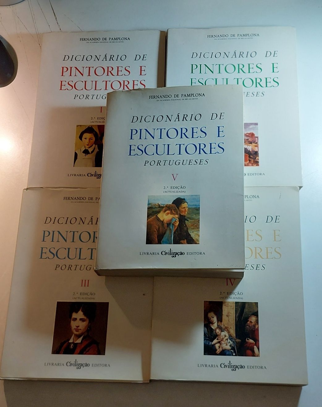 Dicionário de Pintores e Escultores Portugueses (5 Volumes, 2ª edição)