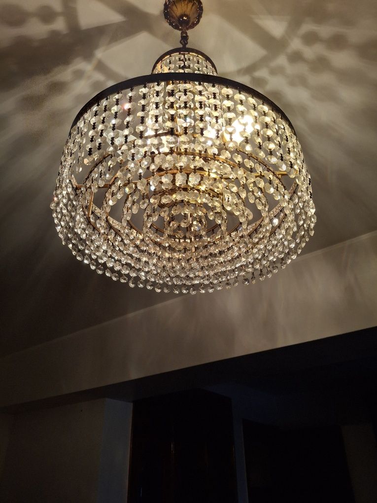 Candeeiro de cristal sala de jantar