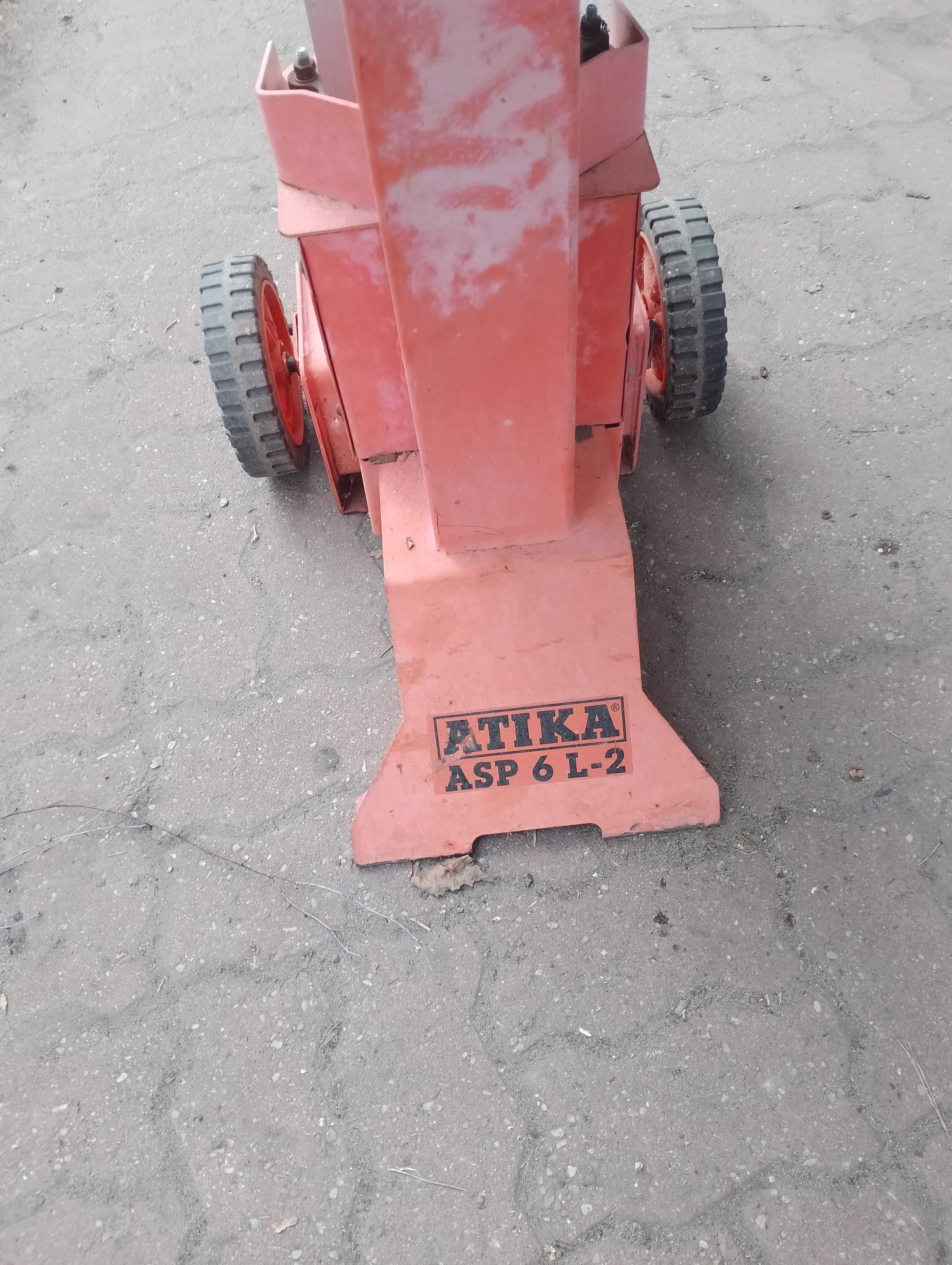 Łuparka do drewna Atika ASP 6 L-2   6 ton nacisku 230 V 3 kW mocy