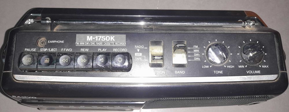 Rádio cassetes Sanyo