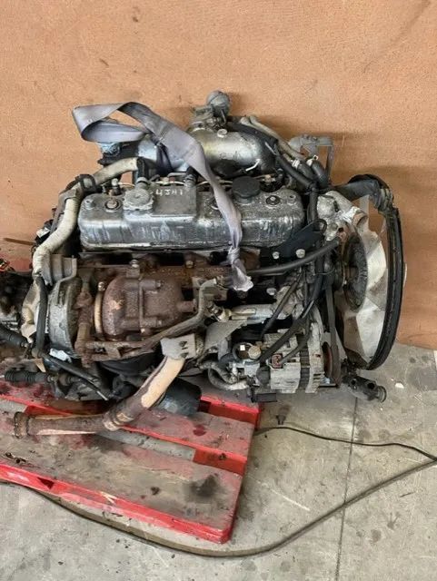 Motor Isuzu NKR 3.0 4JH1