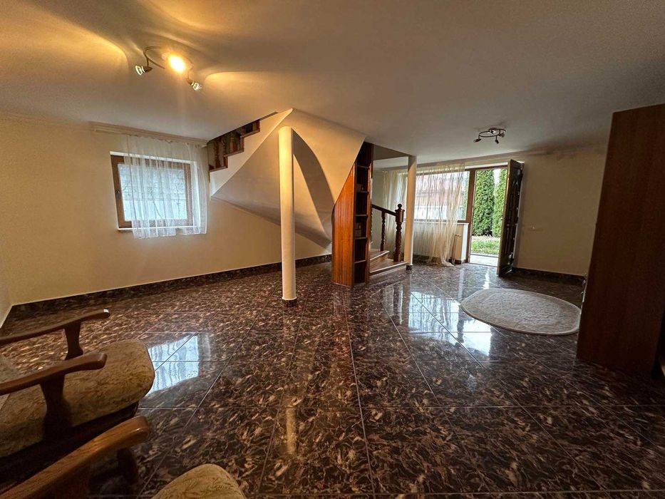 Продається двоповерховий будинок у Вишково (новобудова)