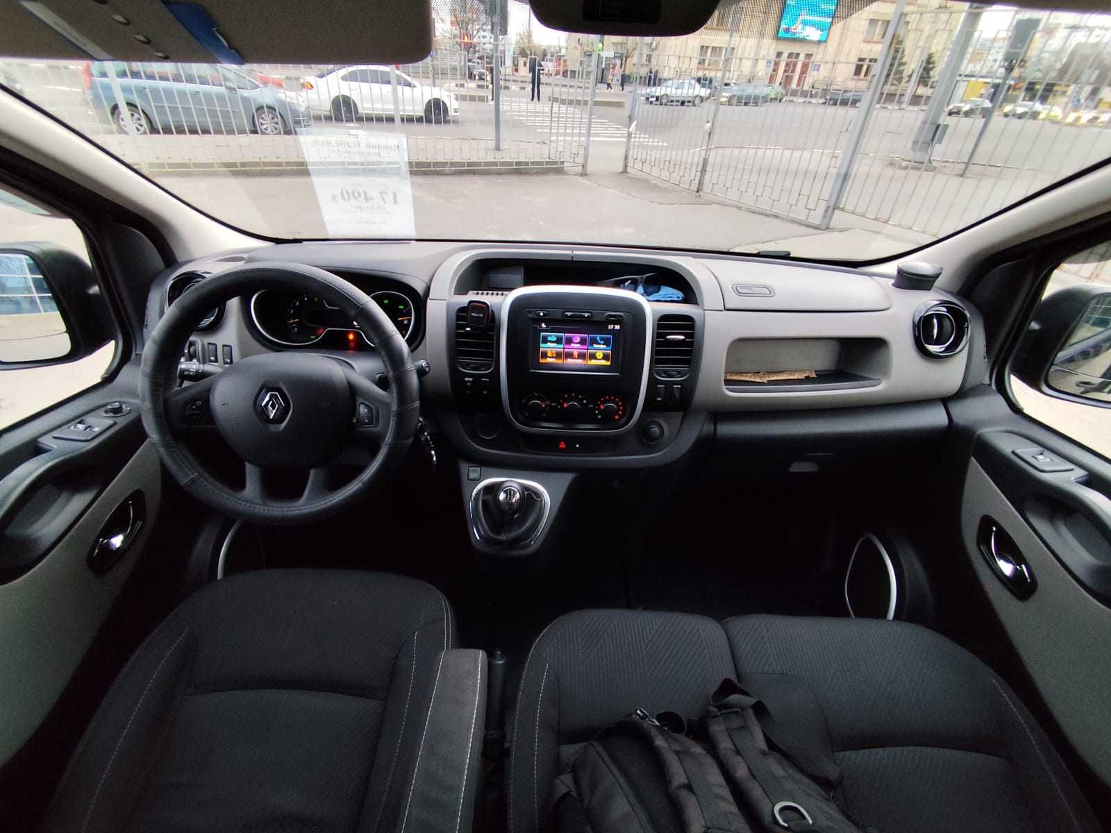 Продам Renault Trafic пасс. 2015р. #42782