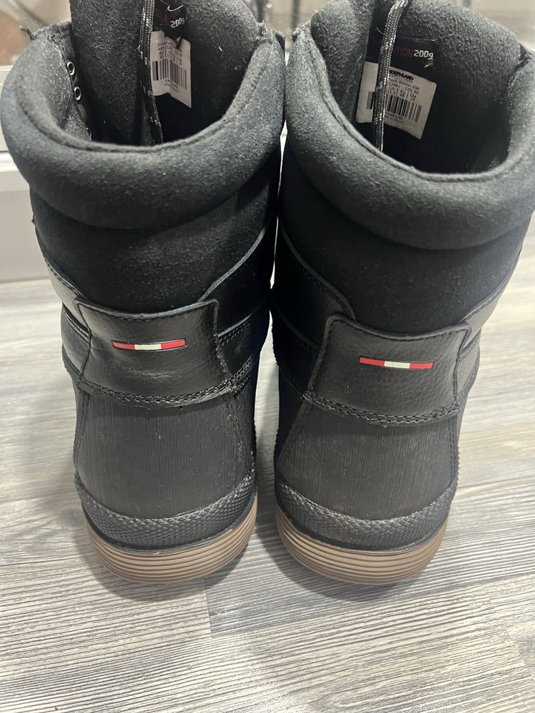 Продам мужские зимние ботинки Northland