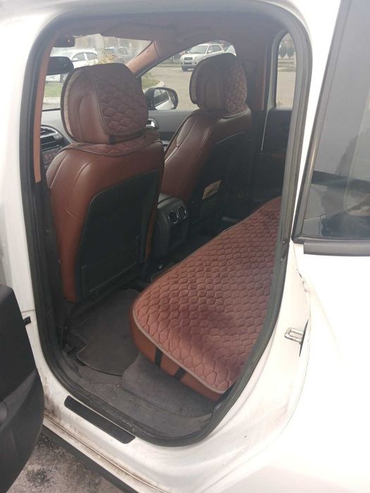 ПРОДАМ Peugeot 3008