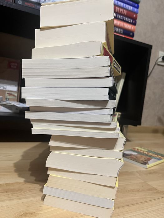 Комплект книг 20 шт