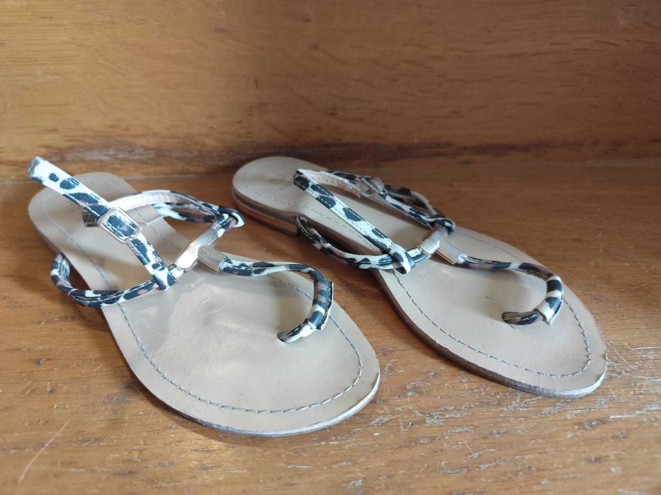 Sandálias animal print Seaside tamanho 37