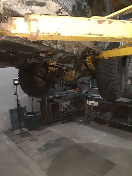 Vendo eixos patrol 260
Com bloqueio a fr