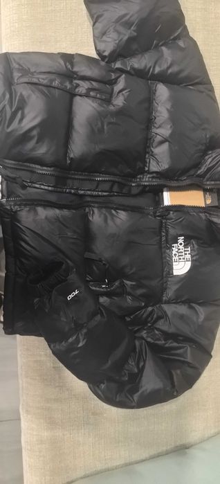 Kurtka puchowa damska krótkich rozmiarów w stylu idola