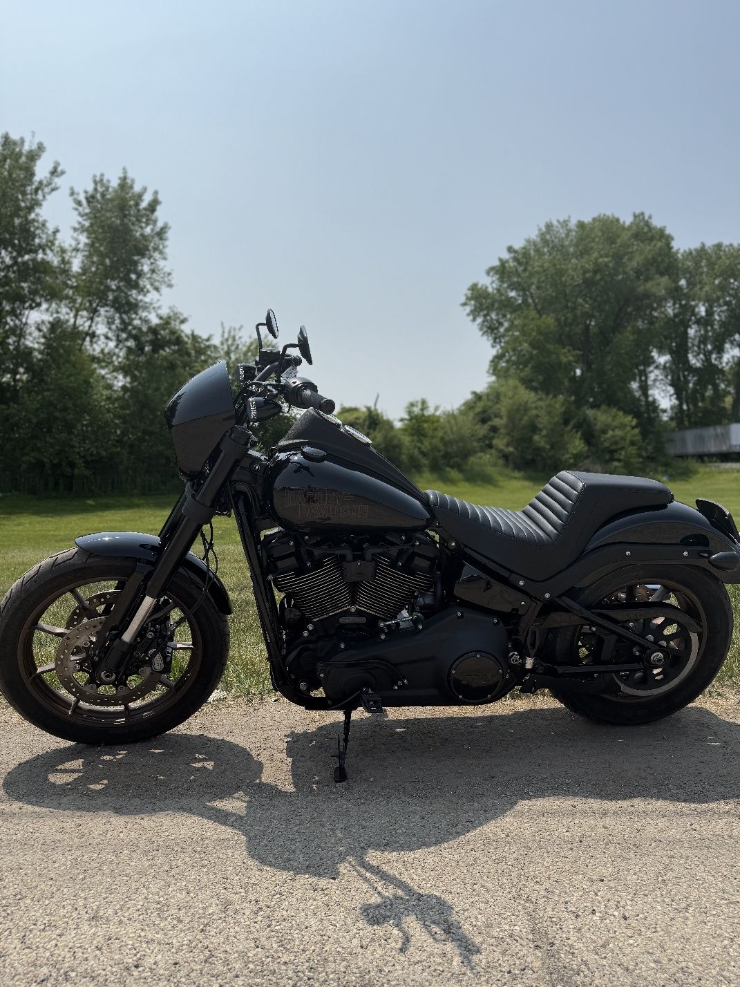 Harley Davidson. 
2020 рік 
3150 миль пробігу, тобто 5040 км. Без ДТП.