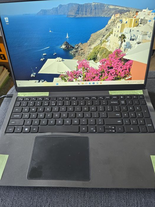 Laptop DELL Inspiron 15/35