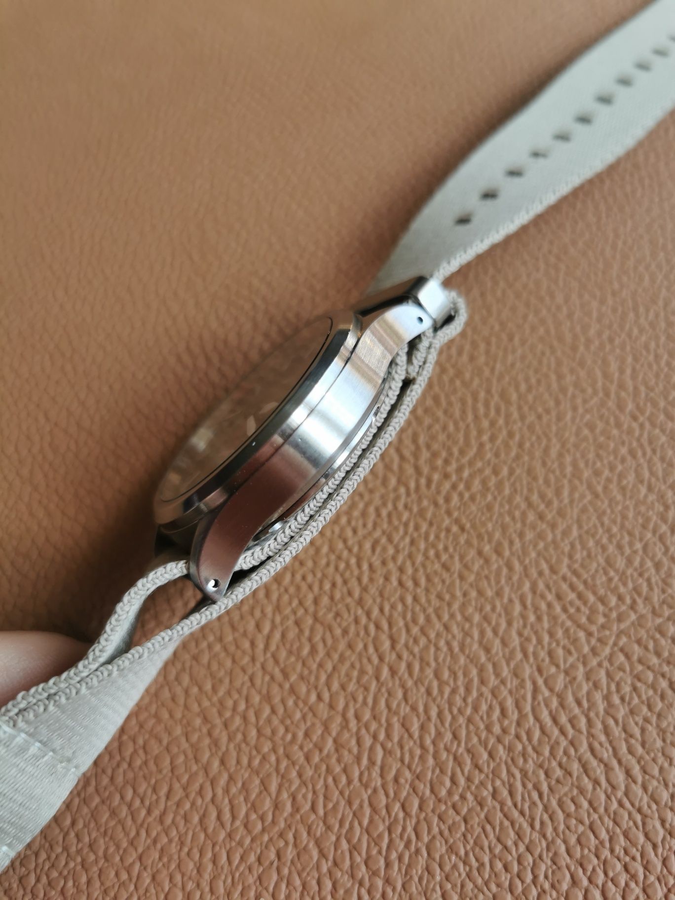 Sinn 556 plus zestaw pasków