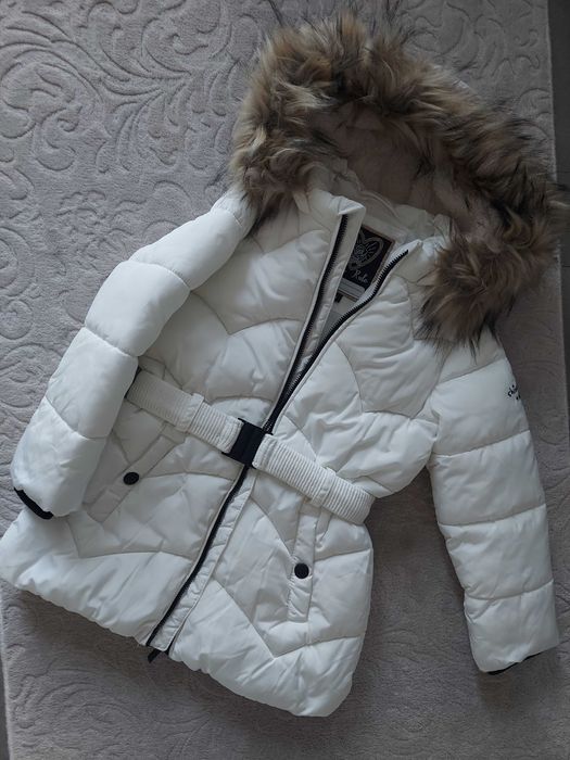 Зимова куртка для дівчинки, розмір 110
