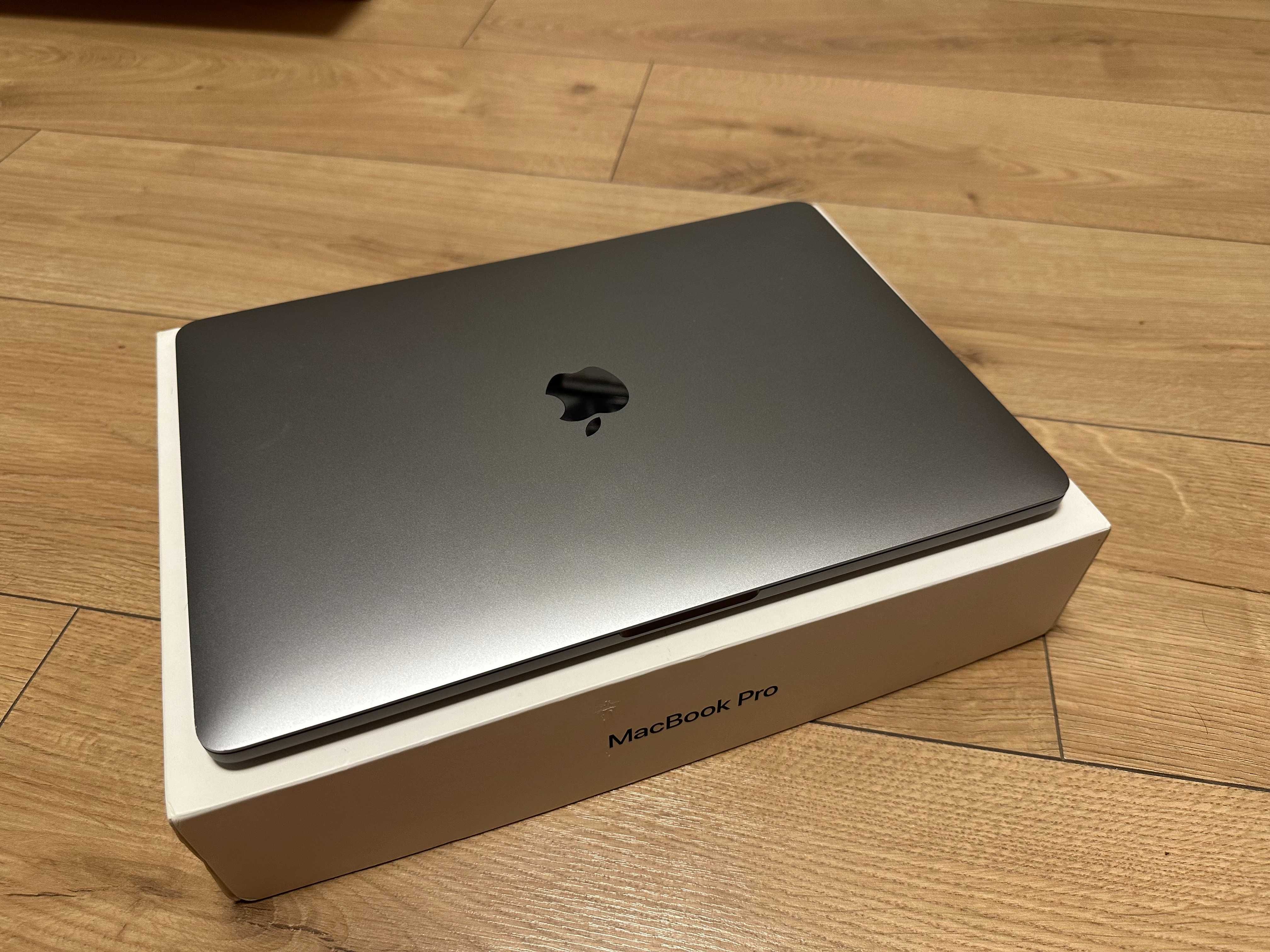 MacBook Pro 13,3” TOUCH BAR TOUCH ID 16/256 GB w idealnym stanie!