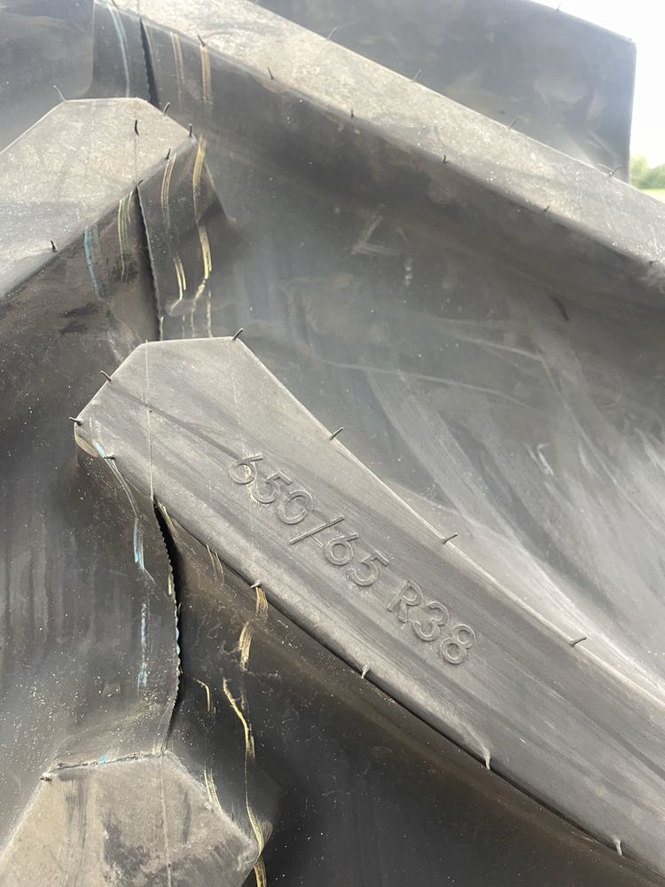Opona ciągnika 650/65 R38