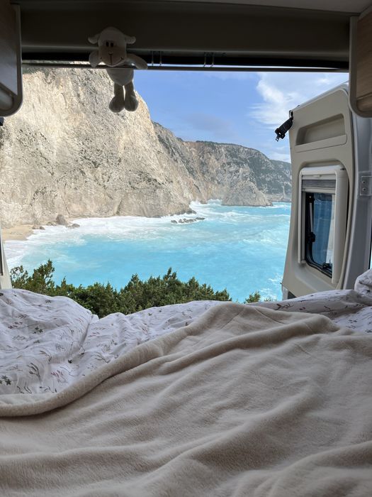 Wynajem kamper Carthago Chrzanów camper van campervan Ducato nowy 4os