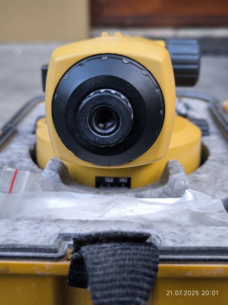 Niwelator optyczny topcon AT-b4
