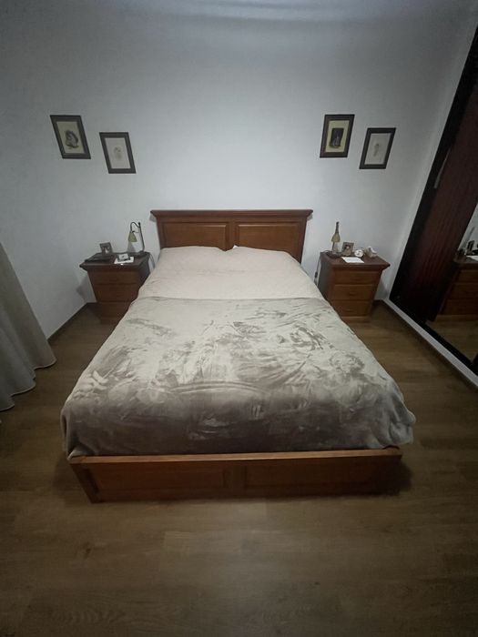 Cama com gavetões + 2 moveis p/arrumação