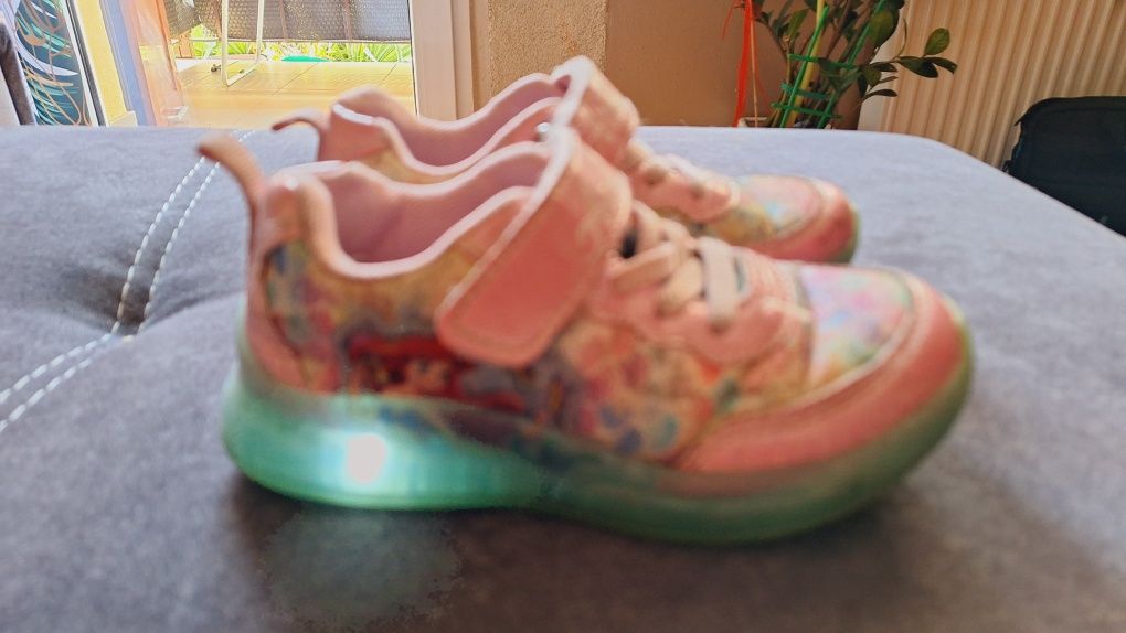 Buty Disney Ariel świecące rozmiar 26