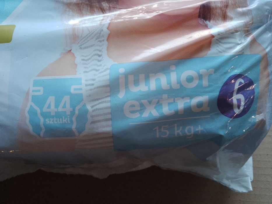 Pampers Gugu 6 Extra large 15kg+ pieluchy