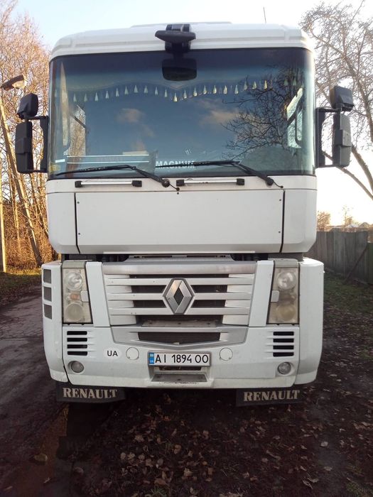 Продам Renault Magnym