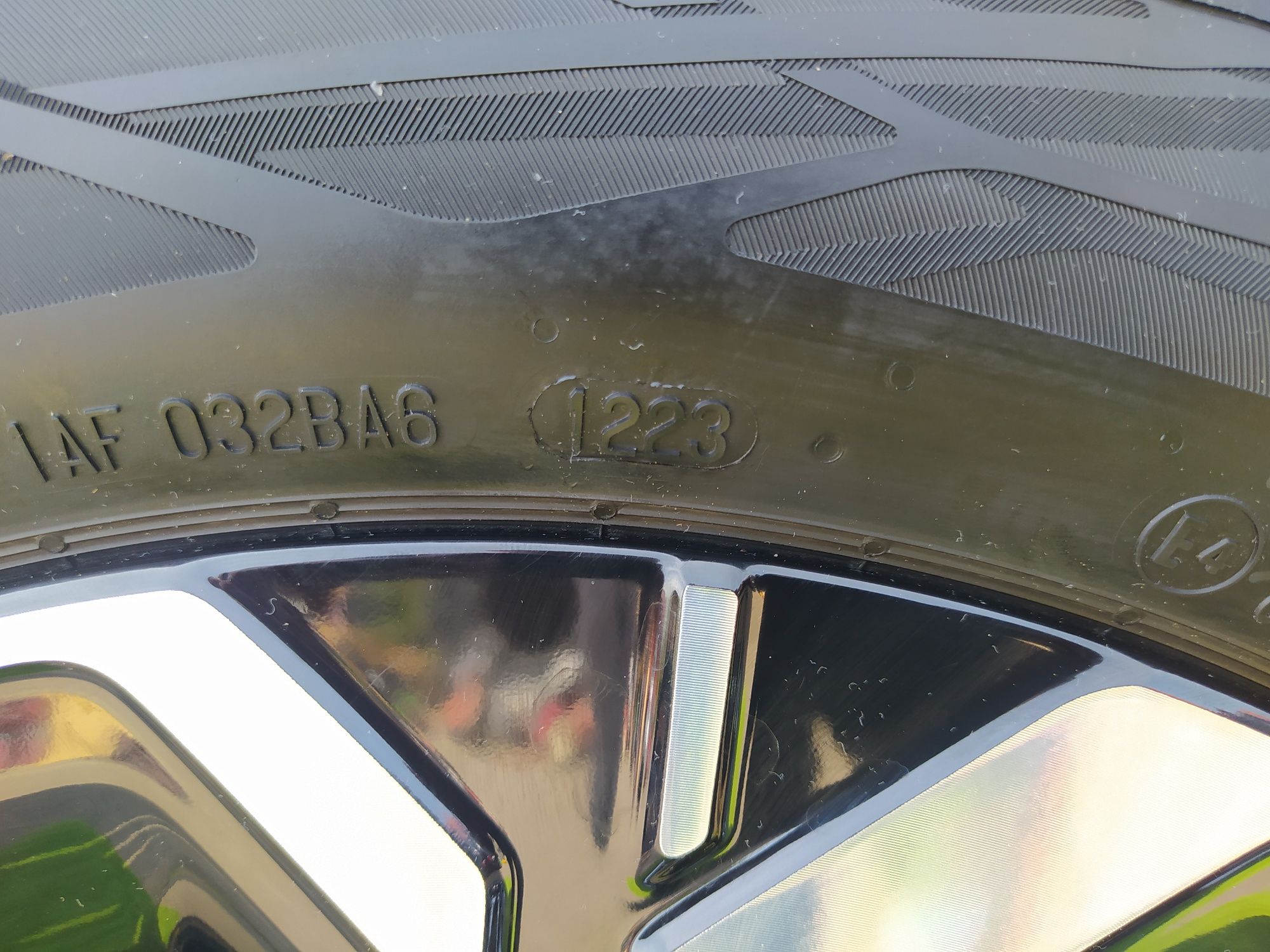 Felgi koła Kia Niro 215/55 R17 Lato Jak Nowe