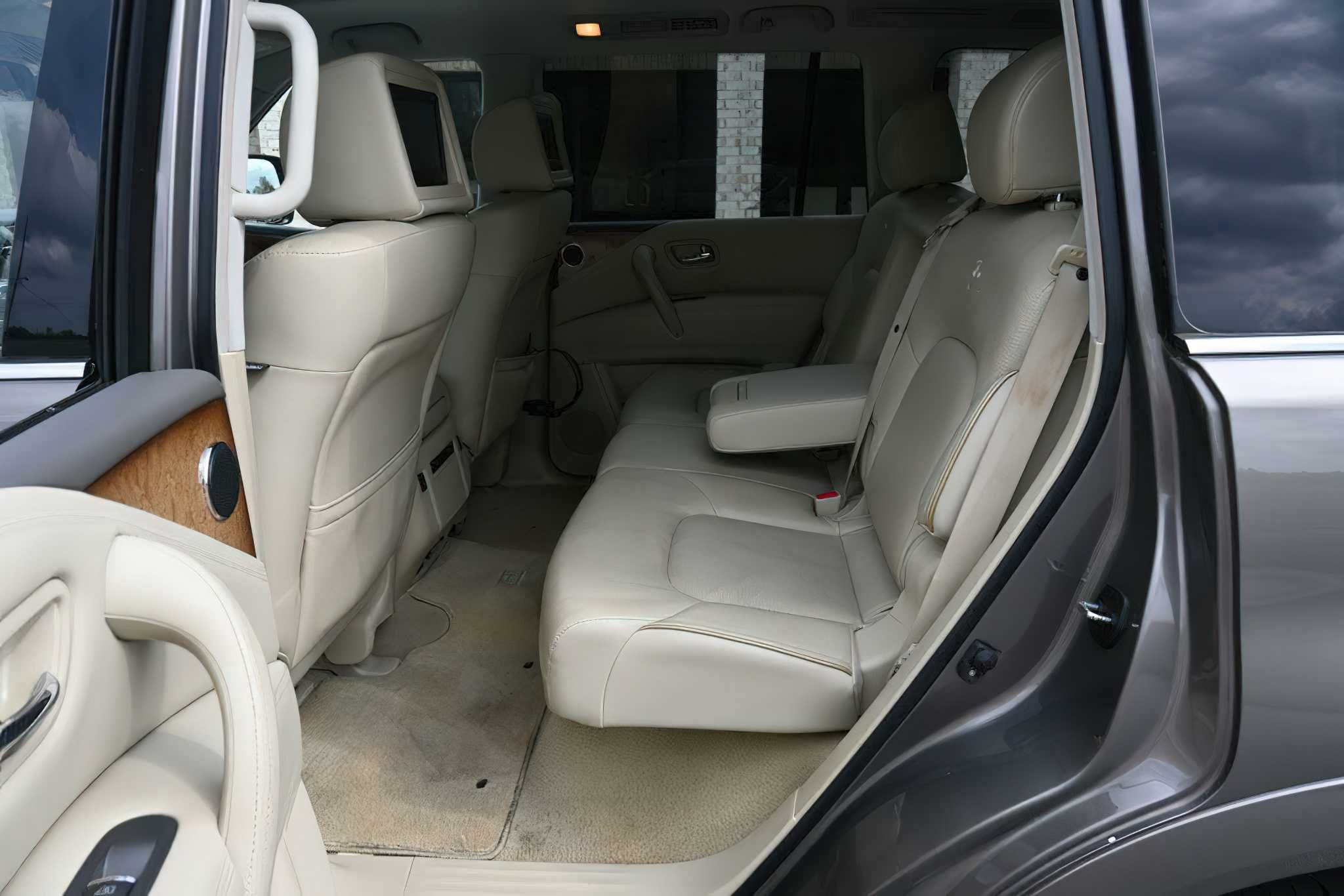 Infiniti QX80  2014