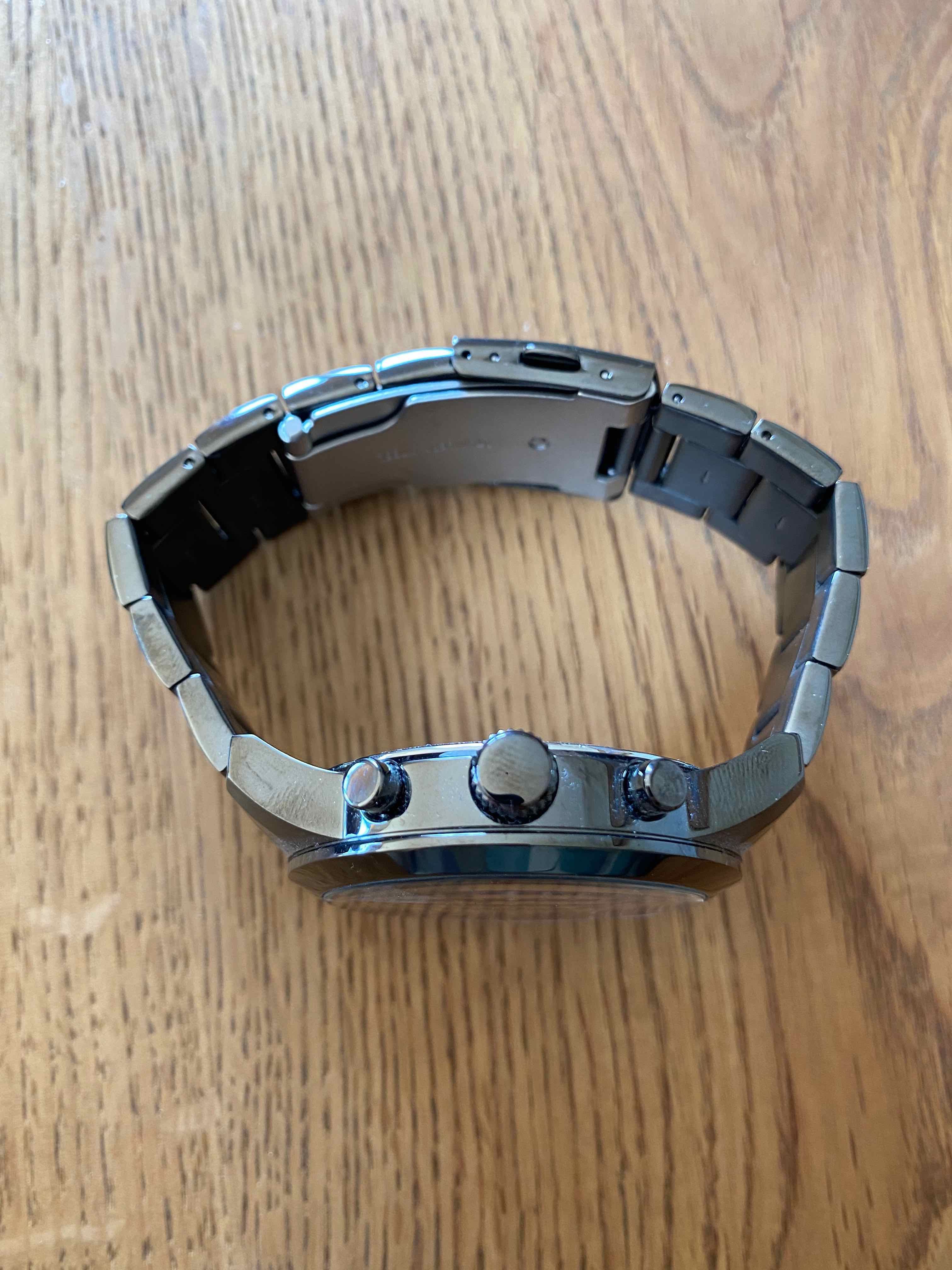Relógio Homem Guess - bracelete metal cinza