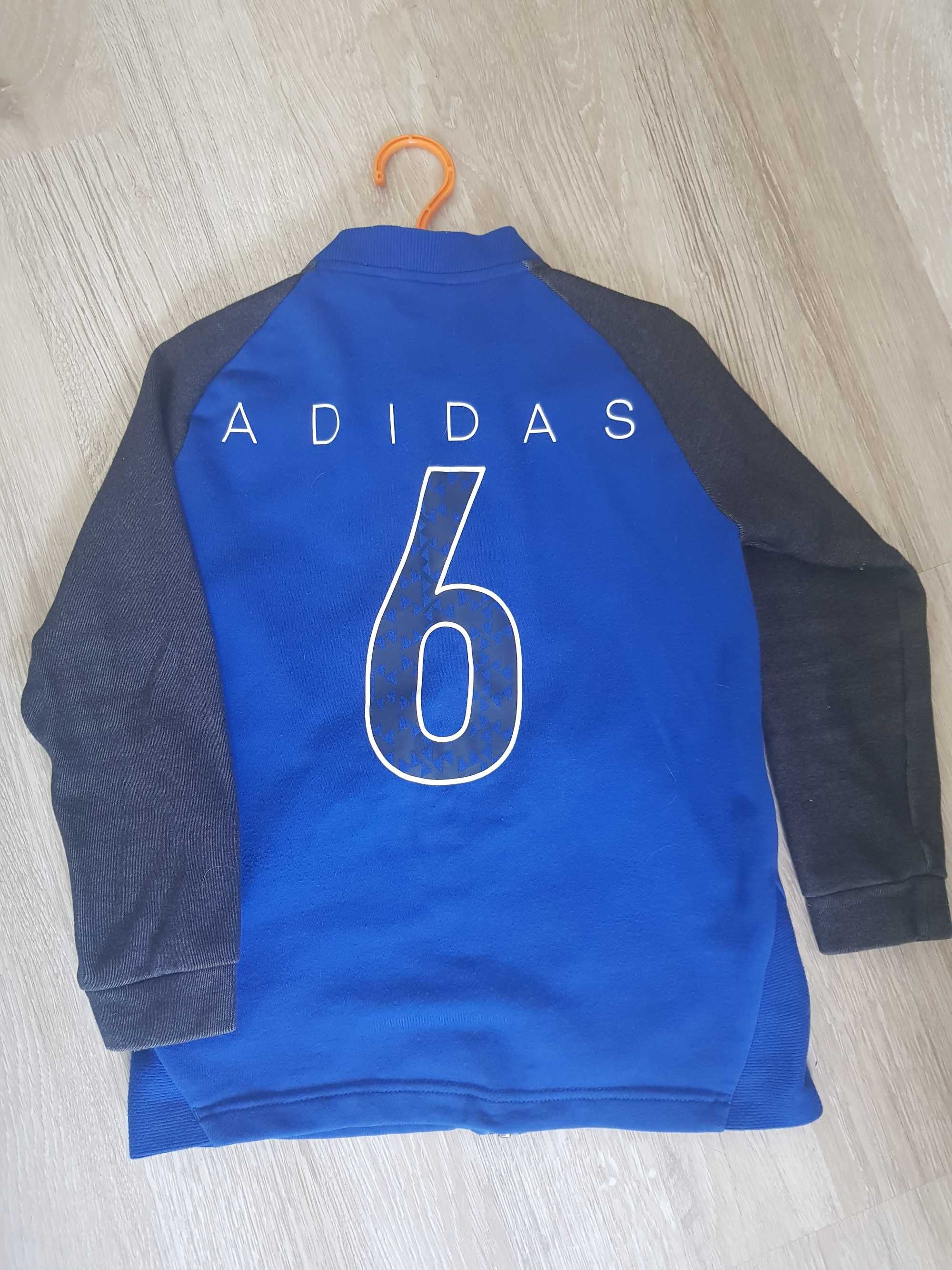 Фирменная кофта Adidas,оригинал