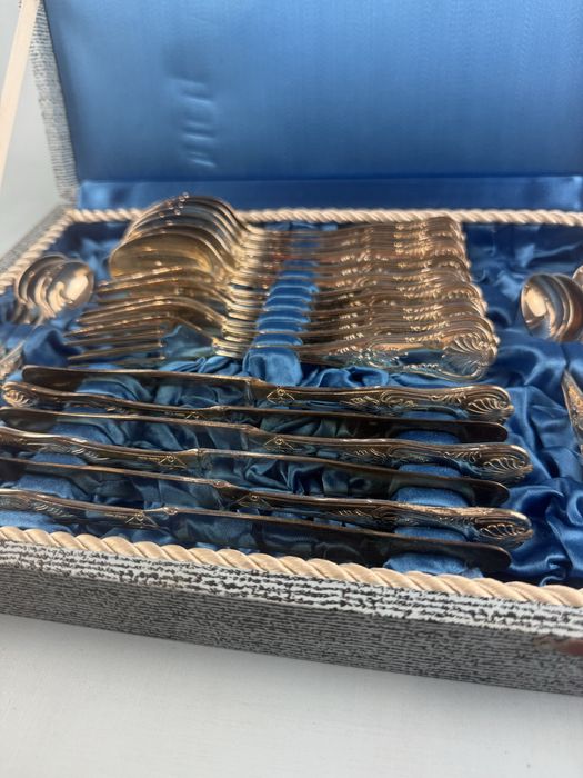 Włoskie sztućce posrebrzane plater zestaw na 6 osób widelce noże łyżki