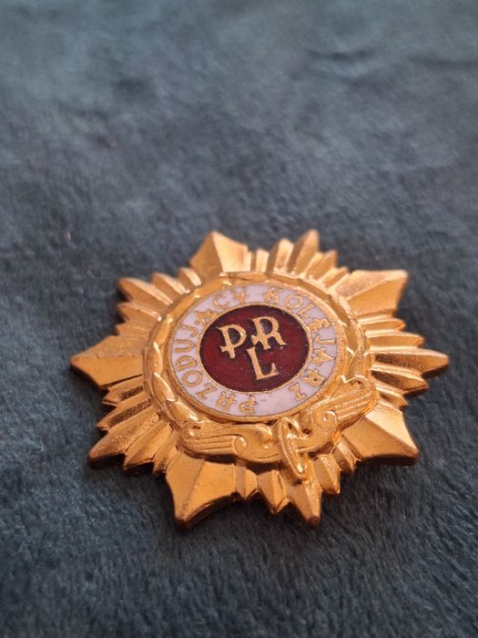 Odznaka Wzorowy Kolejarz PRL na agrafkę